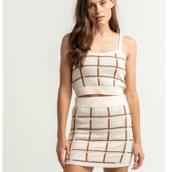 West of Melrose Dresses & Skirts - West of Melrose Plaid You Came Sweater Skirt Set